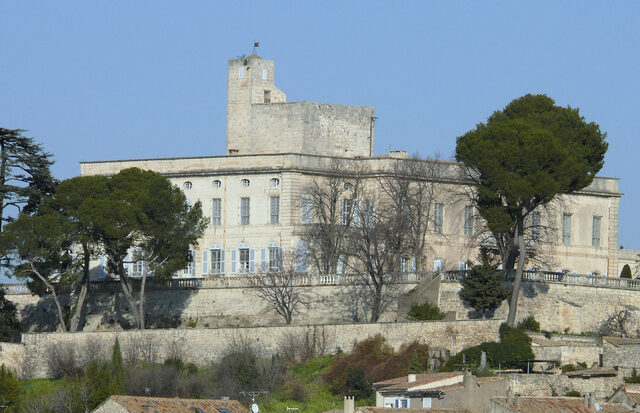 Électricien près de chez moi à Montfrin